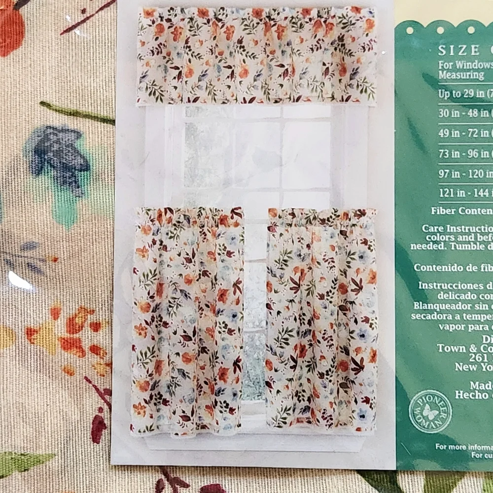 NEW The Pioneer Woman “Willow” 3-Piece Kitchen Curtain Set Valance & 2 Tiers